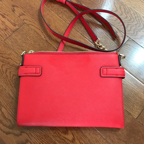 Michael Kors Orange Crossbody.In perfect condition - Picture 2 of 10
